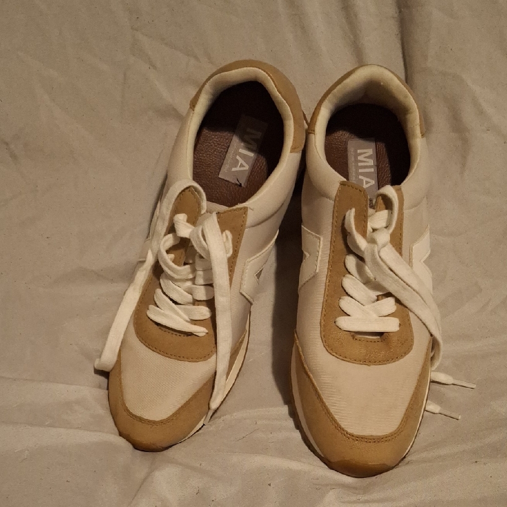 MIA Men's Cream and Brown Sneakers